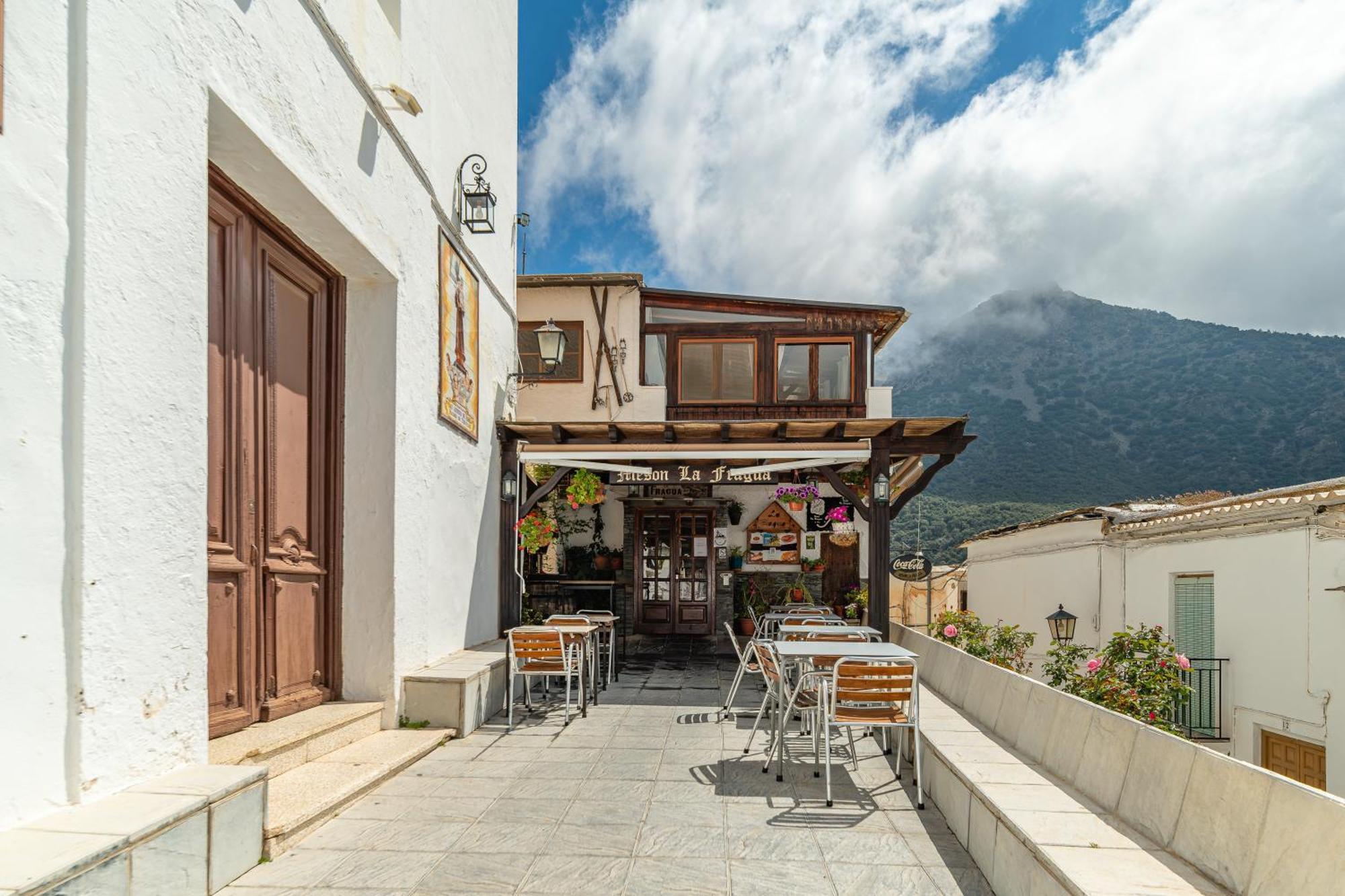 Hotel La Fragua I Trevélez Екстериор снимка