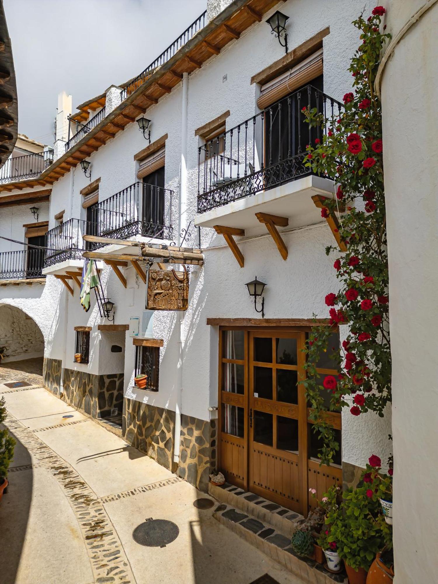 Hotel La Fragua I Trevélez Екстериор снимка