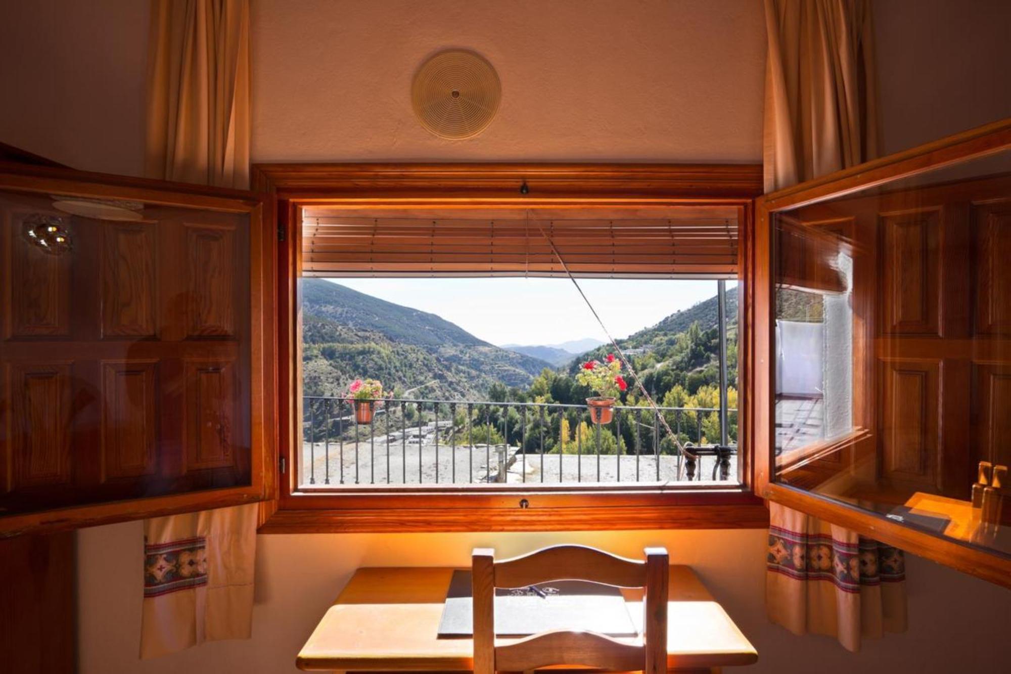Hotel La Fragua I Trevélez Екстериор снимка